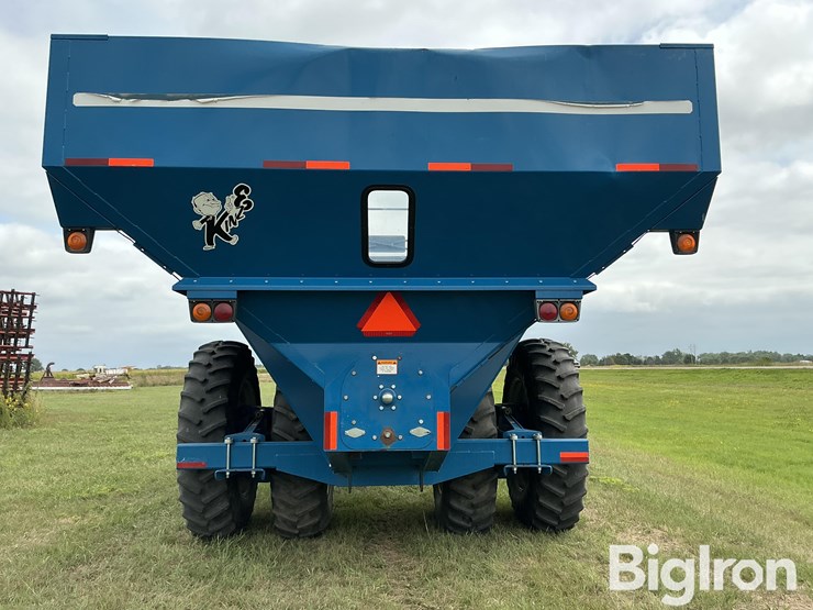 kinze-1050-image-6