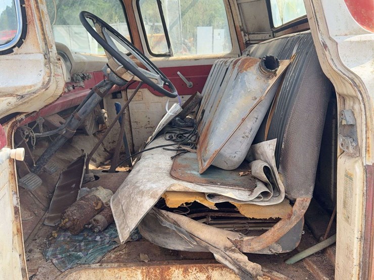 1960-ford-f350-image-33
