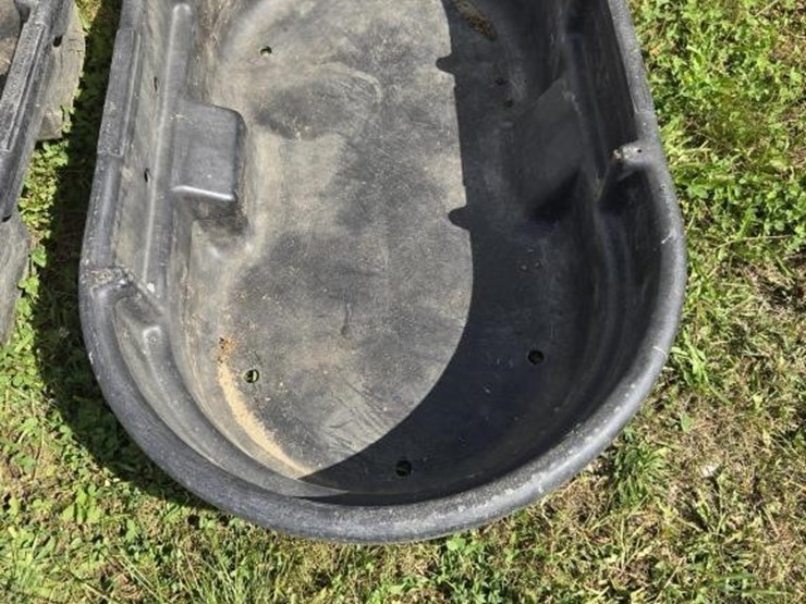 3-feed-troughs-image-3
