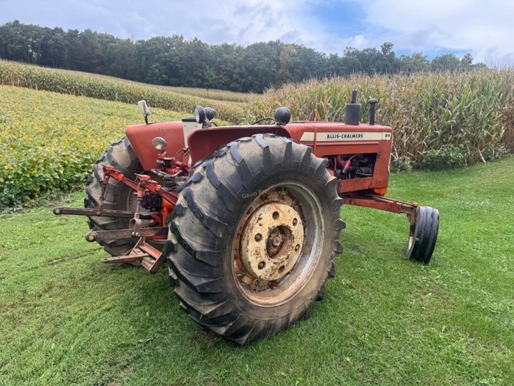 allis-chalmers-d19-gas-tractor-image-3