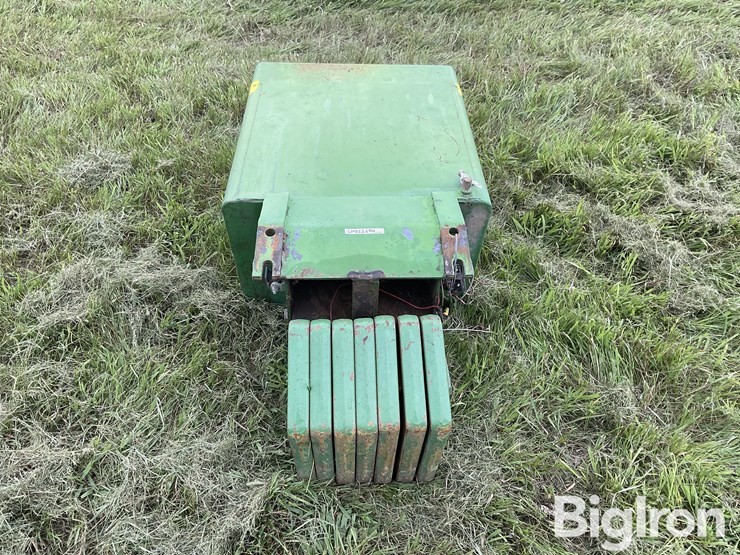 john-deere-100-image-8