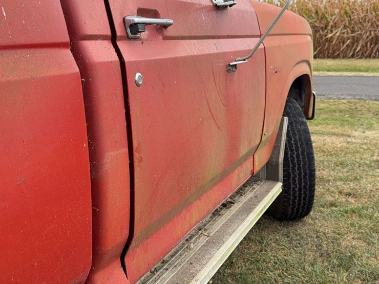 1984-ford-f250-image-31