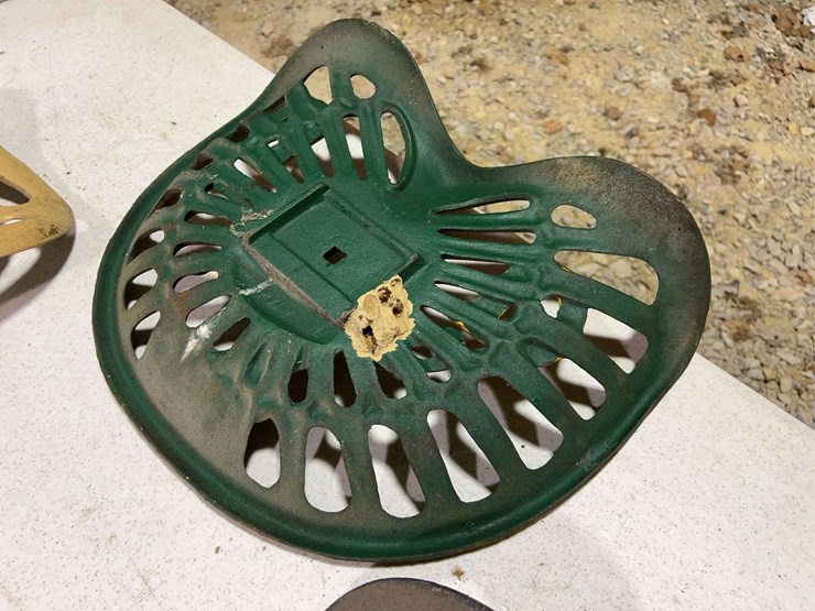 (3)-cast-iron-seats-image-9