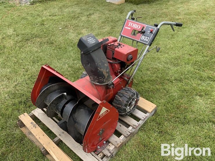 toro-832-image-1