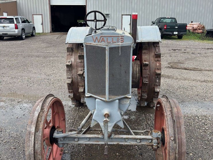 wallis-20-30-tractor-image-8