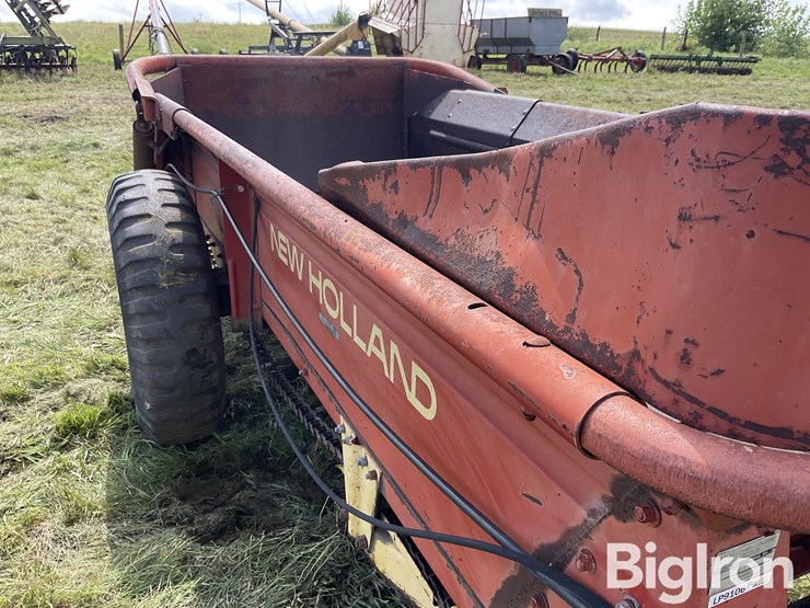 new-holland-329-image-14