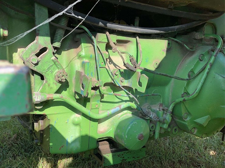 john-deere-4620-image-81