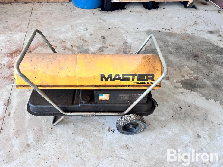 master-110,000-btu-kerosene-heater-image-3