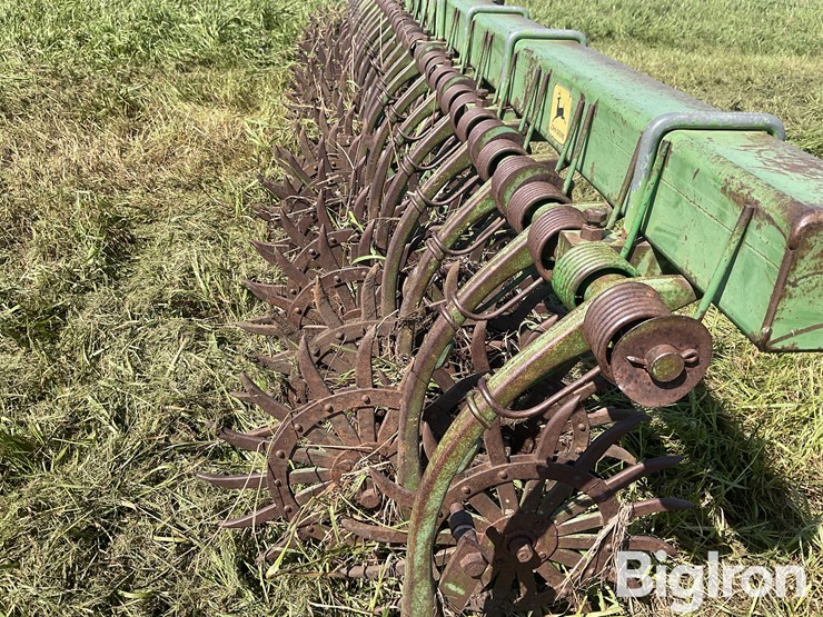 john-deere-400-image-15