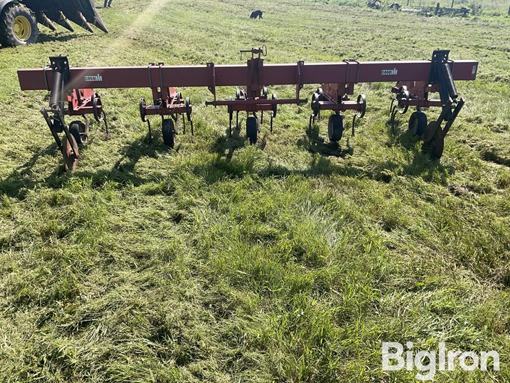 case-ih-183-image-2