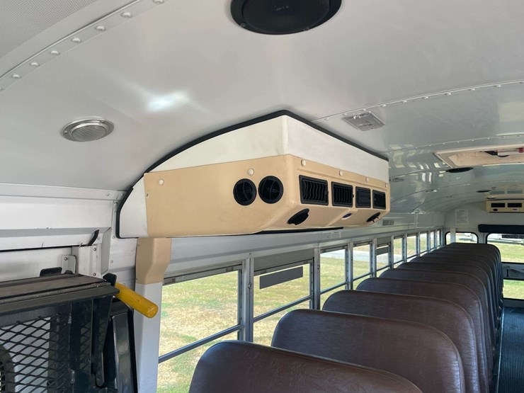 2002-bluebird-school-bus-image-69
