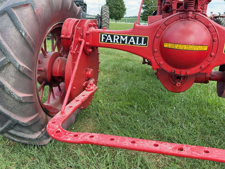 farmall-f-20-image-46