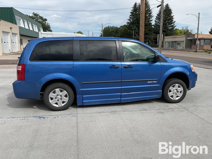 2008-dodge-grand-caravan-se-image-4