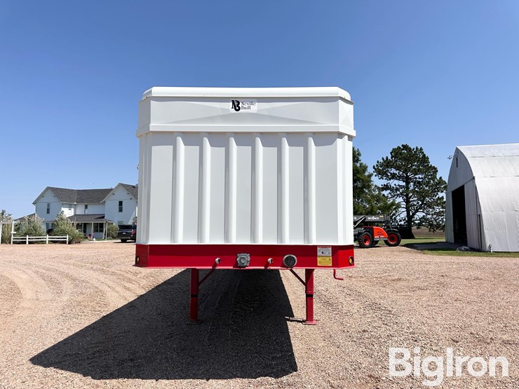 2017-neville-built-53’-t/a-ground-load-livestock-trailer-image-2