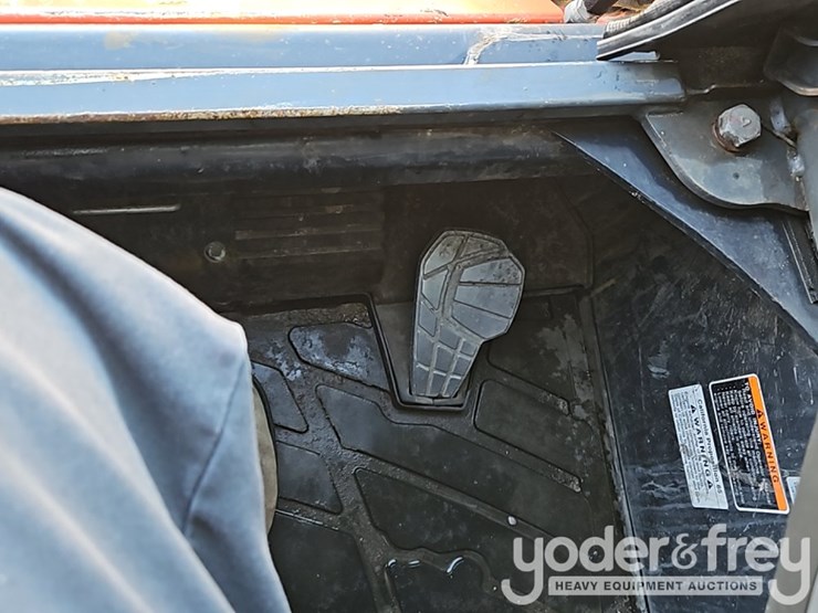 2022-kubota-svl75-2-image-30