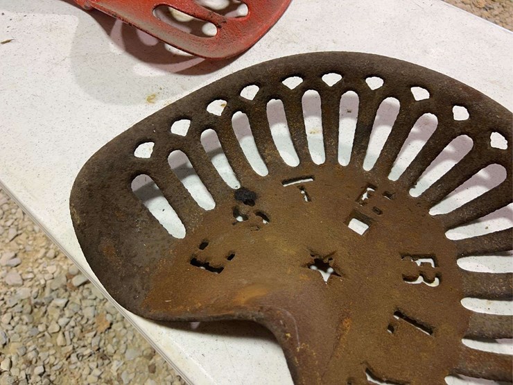 (3)-cast-iron-seats-image-8