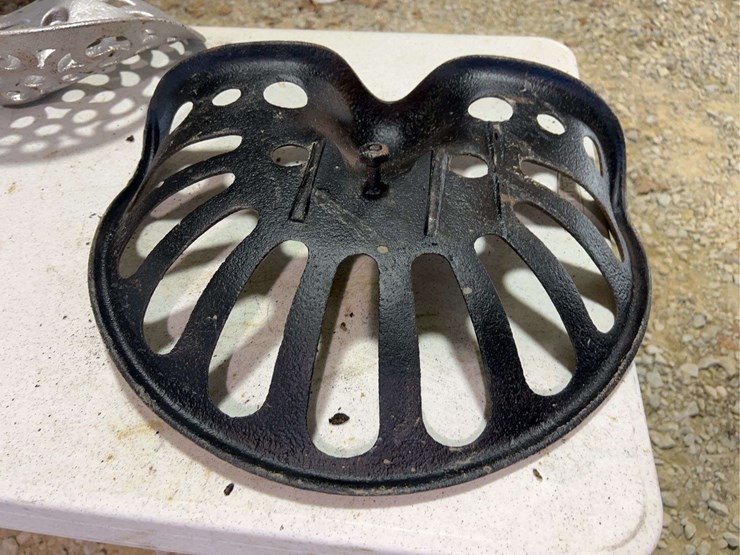 (3)-cast-iron-seats-image-6
