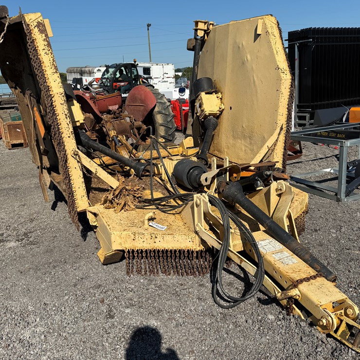 #78 • WOODS 15' BATWING ROTARY CUTTER