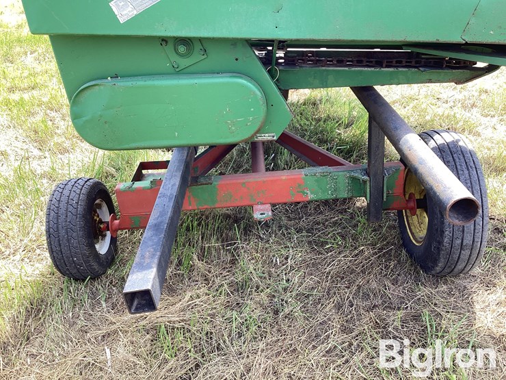 john-deere-444-image-10