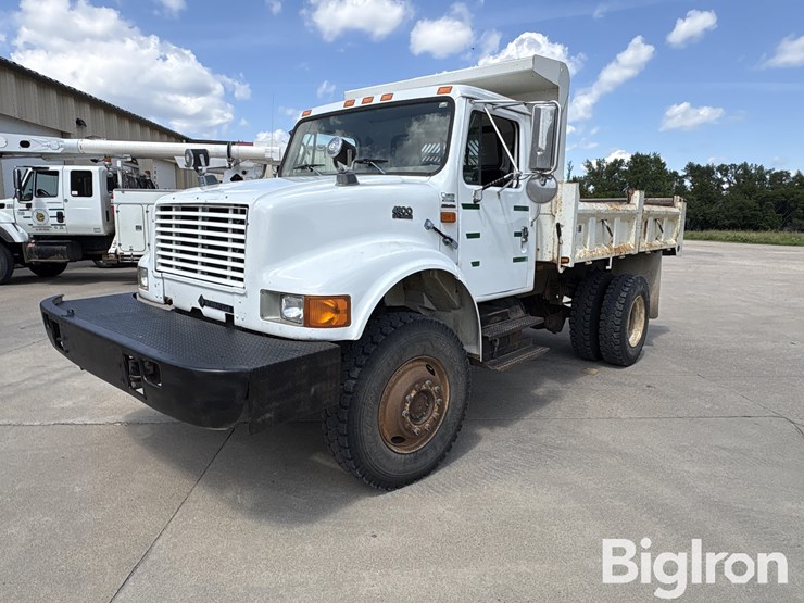 1997-international-4800-image-1
