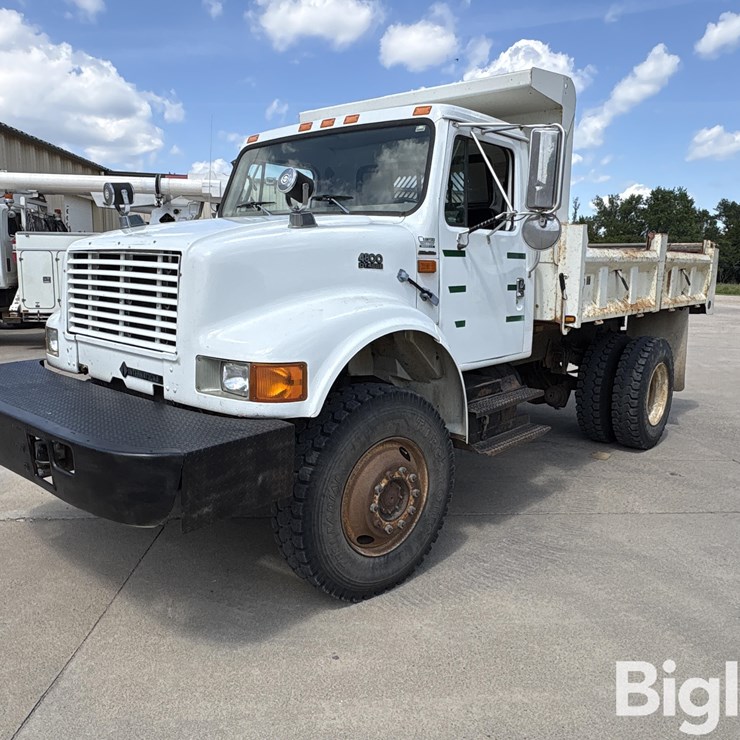 1997 INTERNATIONAL 4800