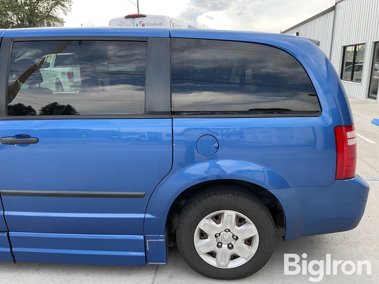2008-dodge-grand-caravan-se-image-14