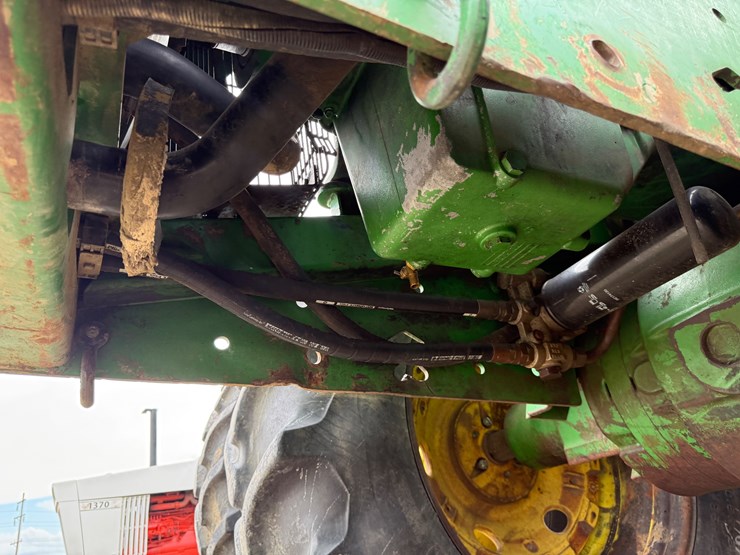 2005-john-deere-9220-image-16