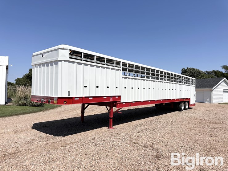 2017-neville-built-53’-t/a-ground-load-livestock-trailer-image-1