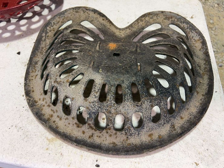 (3)-cast-iron-seats-image-6