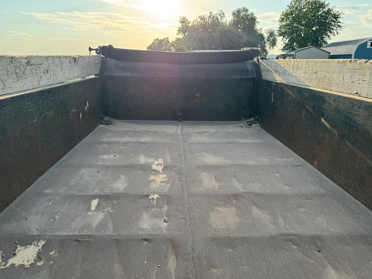 #1645-•-2011-griffin-14ft-bumper-hitch-dump-trailer-image-6