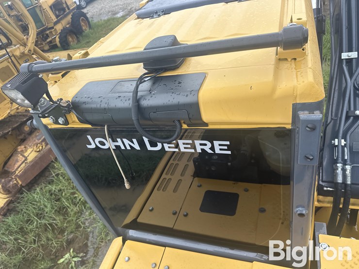 2019-deere-160g-lc-image-18
