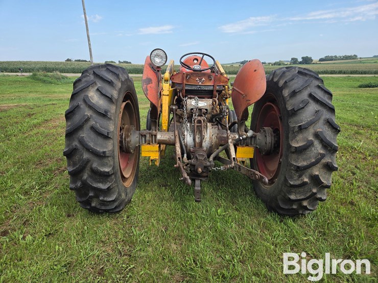 massey-ferguson-65-image-6