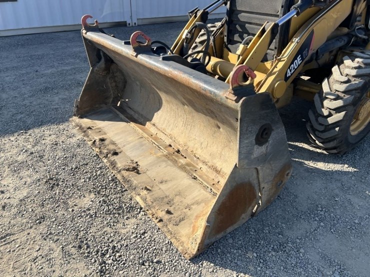 2012-caterpillar-420e-image-9