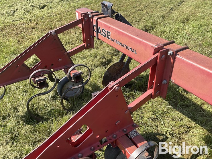 case-ih-183-image-18
