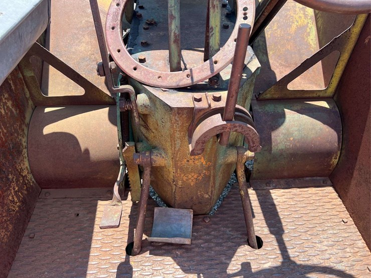 huber-light-four-20-36-image-54