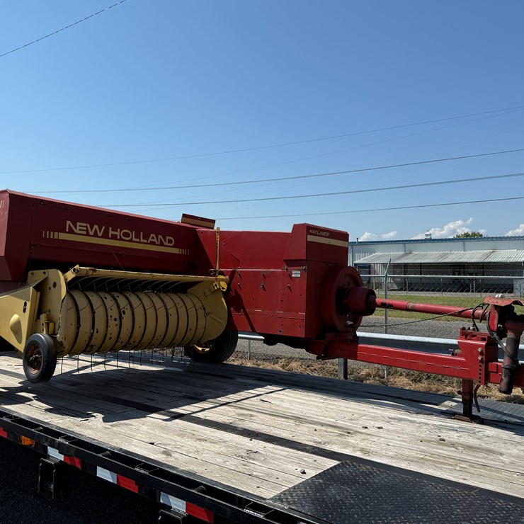 NEW HOLLAND 311