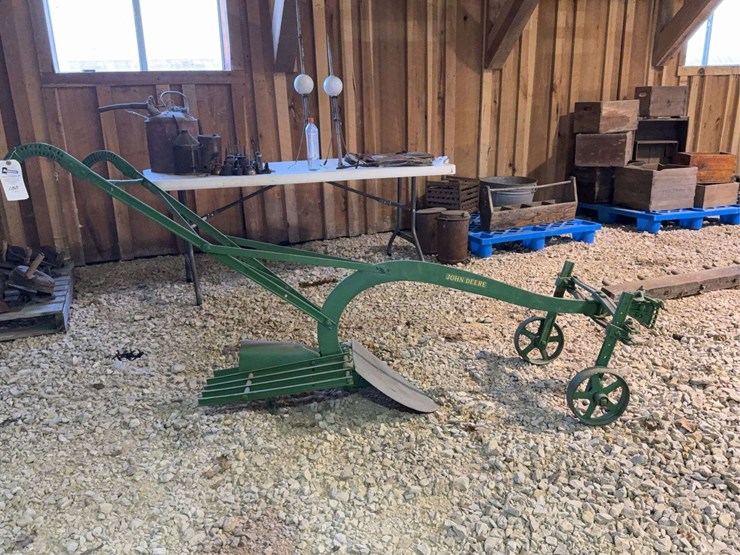 horse-drawn-potato-plow-image-1