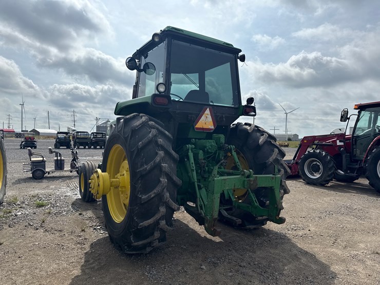 john-deere-4840-image-4