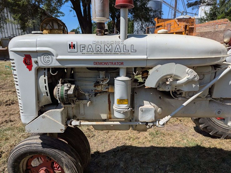 mccormick-farmall-c-demonstrator-image-15