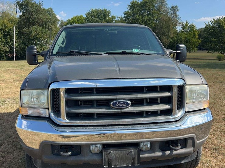 2002-ford-f250-xlt-image-2