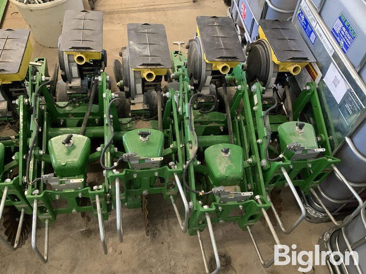 john-deere-5-image-1