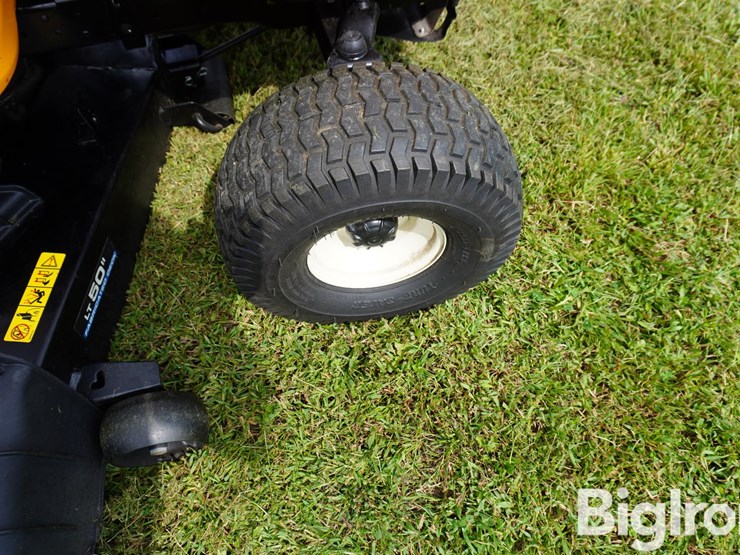 2019-cub-cadet-lt50-50"-lawn-tractor-image-17