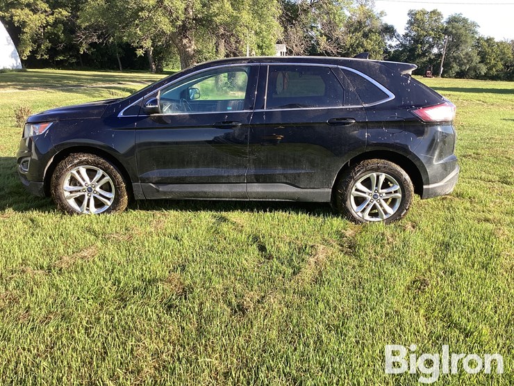 2016-ford-edge-sel-image-8