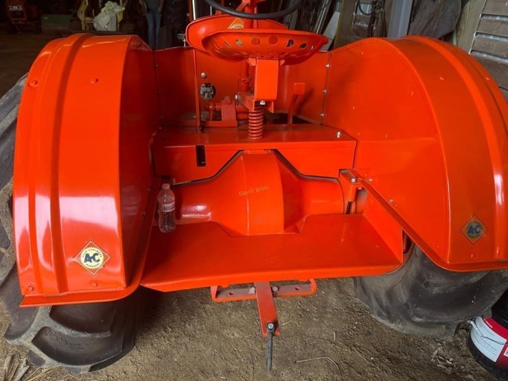 1935-allis-chalmers-u-tractor-image-13