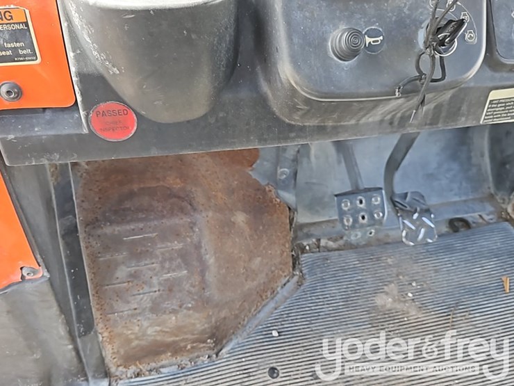 2009-kubota-rtv900-image-20
