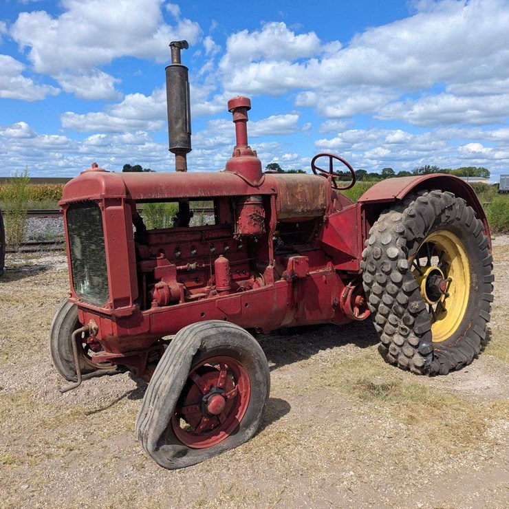 1937 International Harvester - W40