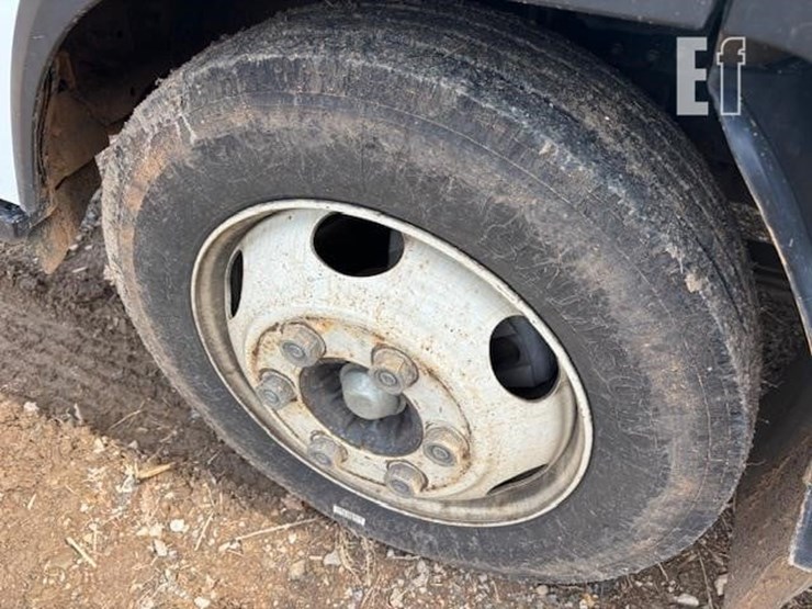 chevrolet-4500xd-landscape-truck-image-8