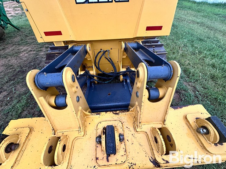 2017-deere-700k-xlt-image-17