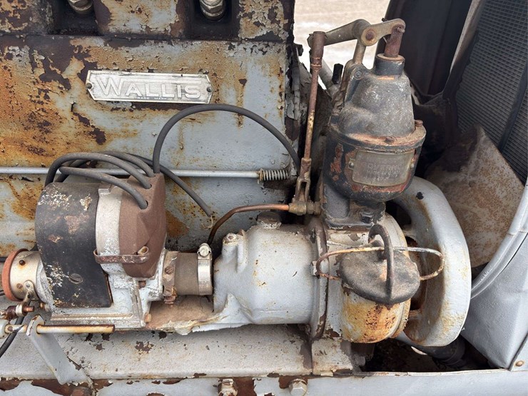 wallis-20-30-tractor-image-19