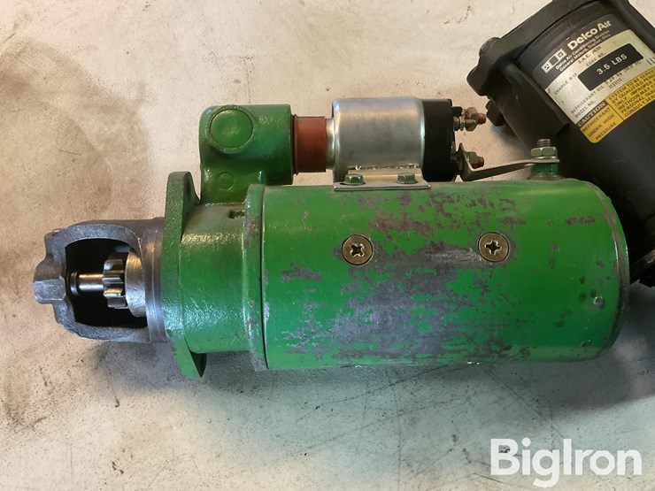 john-deere-4010-image-12